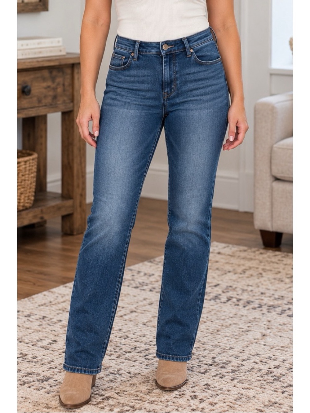 Wrangler Women’s Wrangler Straight Leg Jeans, size 13/36